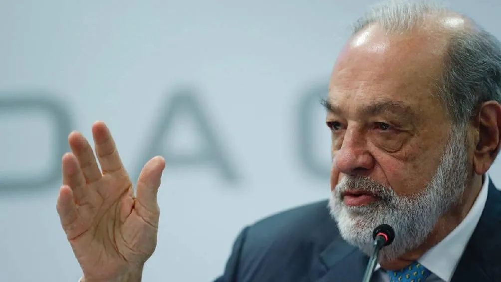 Las campañas de guerra sucia no solo afectaron la política, sino también a empresarios como Carlos Slim. / IG