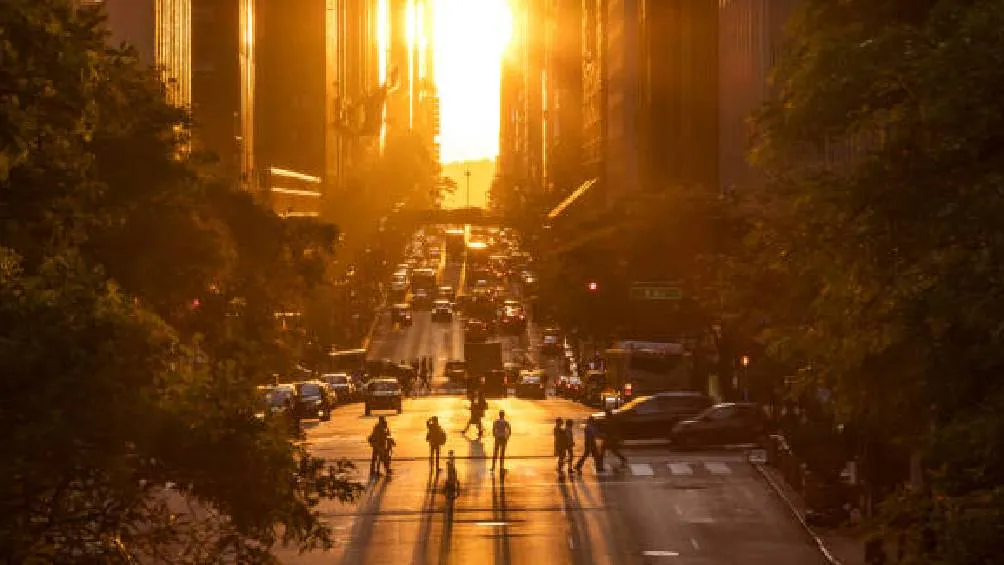 Este fenómeno astronómico sucede cuando el Sol está en el cenit, lo que provoca que los objetos verticales no proyecten sombra. / Pixabay