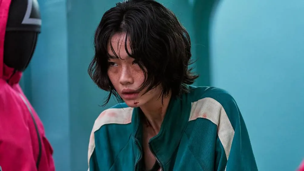 se muestra a una de las jugadoras embarazada, lo que añade una nueva dimensión de tensión. / Netflix