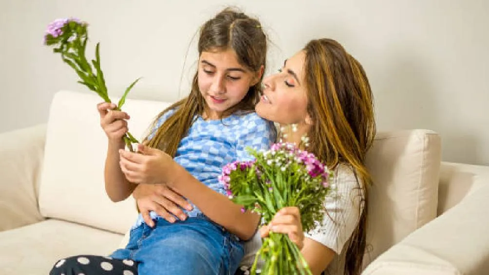 Un mensaje bien elegido puede hacer sentir especial a mamá, incluso a la distancia./ Pixabay