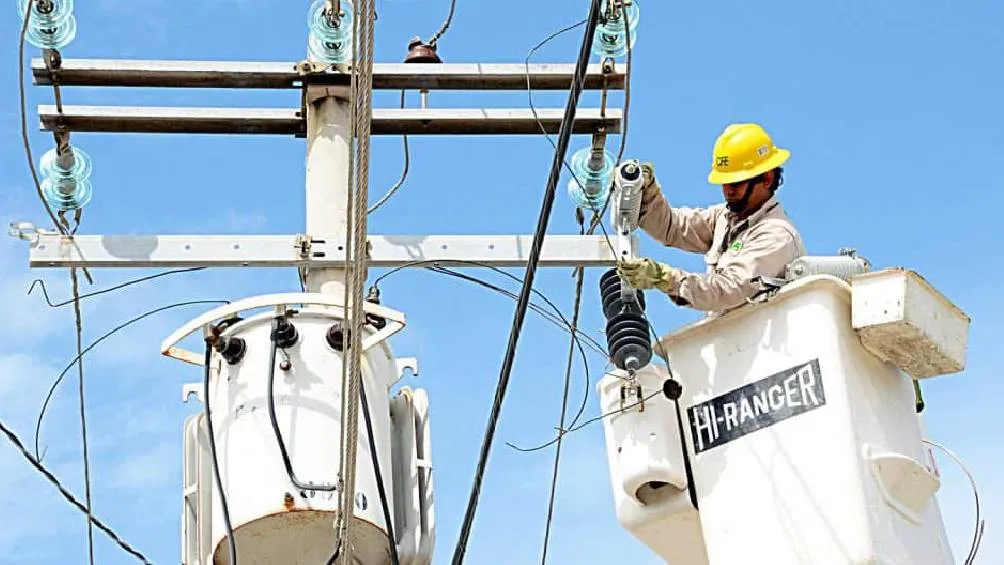 La Comisión Federal de Electricidad (CFE) ha emitido una alerta oficial respecto a una modalidad de fraude. / RS