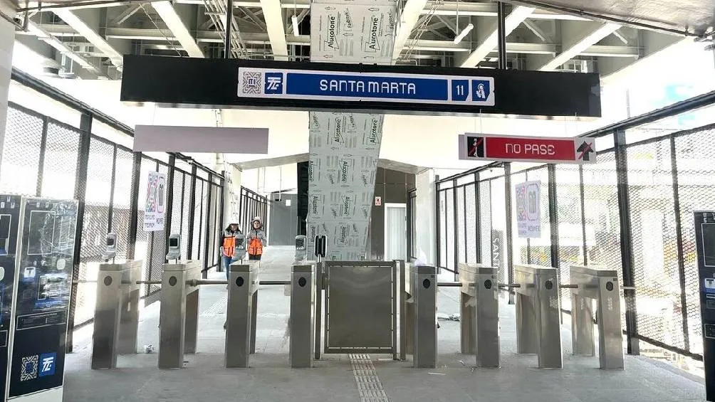 El sistema contará con 102 unidades articuladas y tuvo una inversión de más de 1,400 millones de pesos. / RS