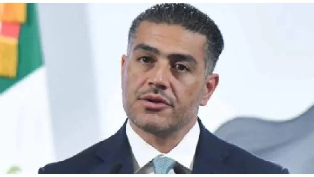 El secretario de Seguridad y Protección Ciudadana, Omar García Harfuch, confirmó que 17 familiares de Ovidio Guzmán cruzaron la frontera./ RS