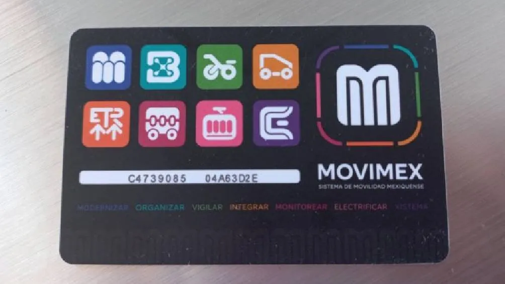 La tarjeta Movimex ofrece acceso gratuito al transporte público. / RS