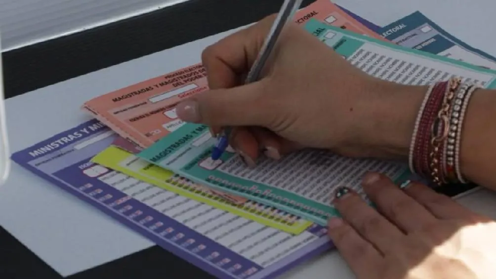 La coacción del voto, la compra de sufragios y el condicionamiento de programas sociales a cambio de apoyo electoral son delitos. / RS