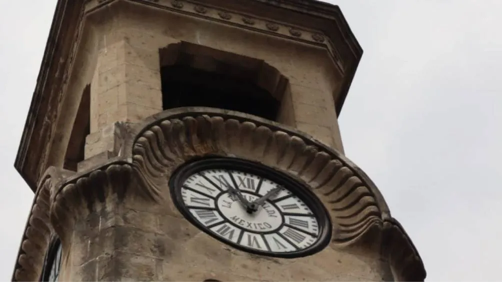 El Reloj Chino, regalo del emperador Puyi por el Centenario de la Independencia de México en 1910. / RS