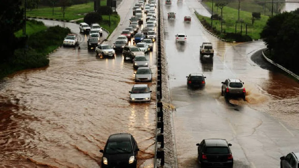 Contar con una cobertura adecuada es esencial para proteger el patrimonio personal frente a los riesgos asociados a las inundaciones. / Pixabay