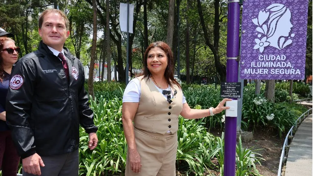 La iluminación adecuada y la difusión de mensajes con enfoque de género son esenciales para fomentar una cultura de respeto. / Gobierno de México