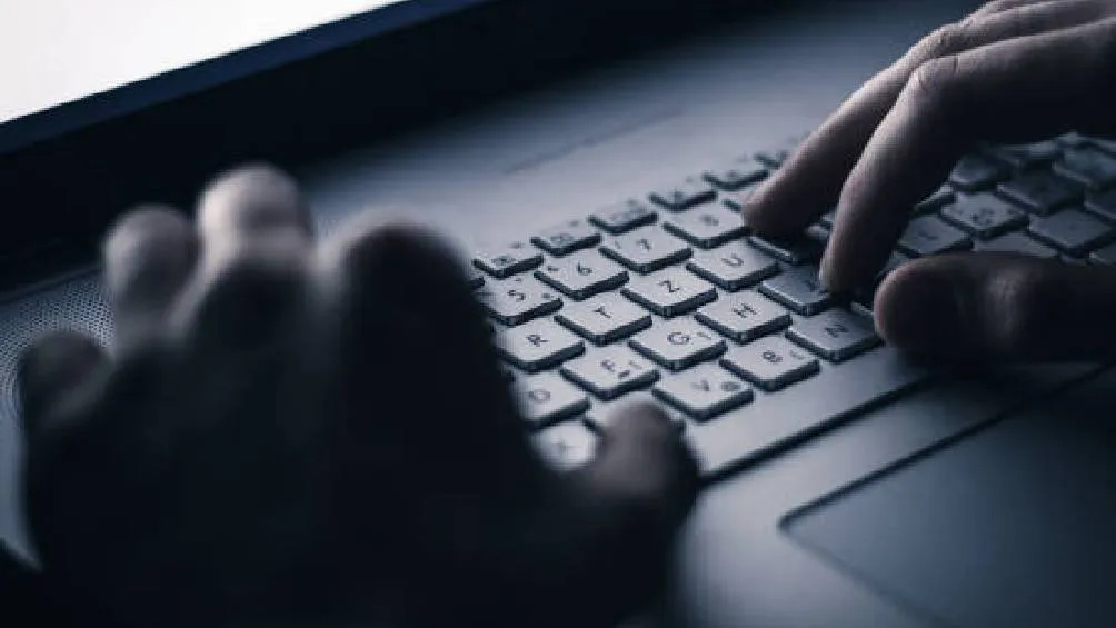 En caso de sospecha, se debe contactar directamente a su banco o al soporte oficial de WhatsApp a través de canales verificados./ Pixabay