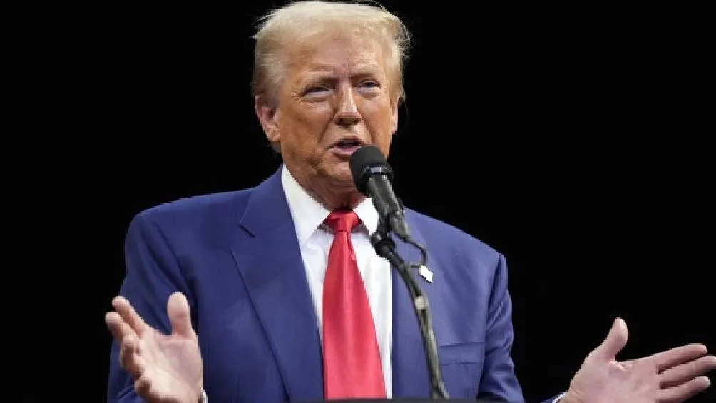 Trump ordenó el despliegue de 2,000 efectivos de la Guardia Nacional en Los Ángeles para controlar las protestas. / AP