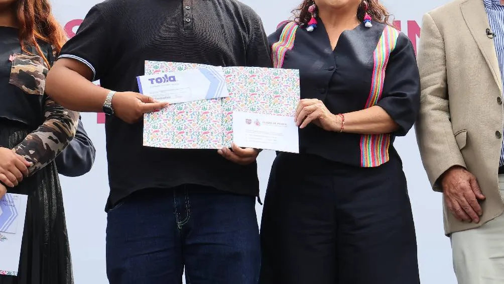 La Ciudad de México ha lanzado el programa Beca Universitarias y Universitarios para Transporte y Más, que ofrece 1,500 pesos bimestrales. / Gobierno de México