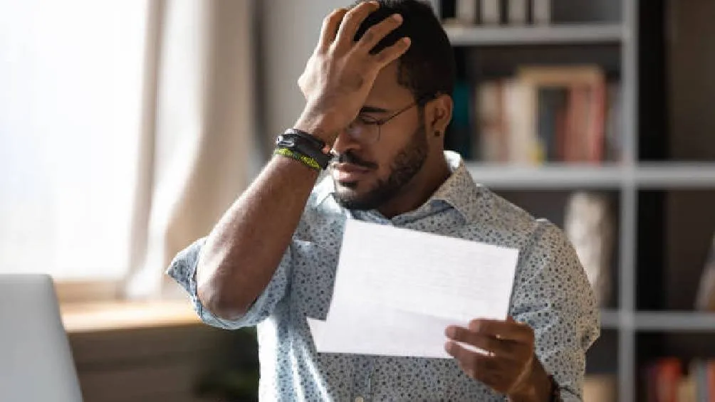 Dar de baja las placas es un trámite clave para evitar multas y responsabilidades legales | iStock