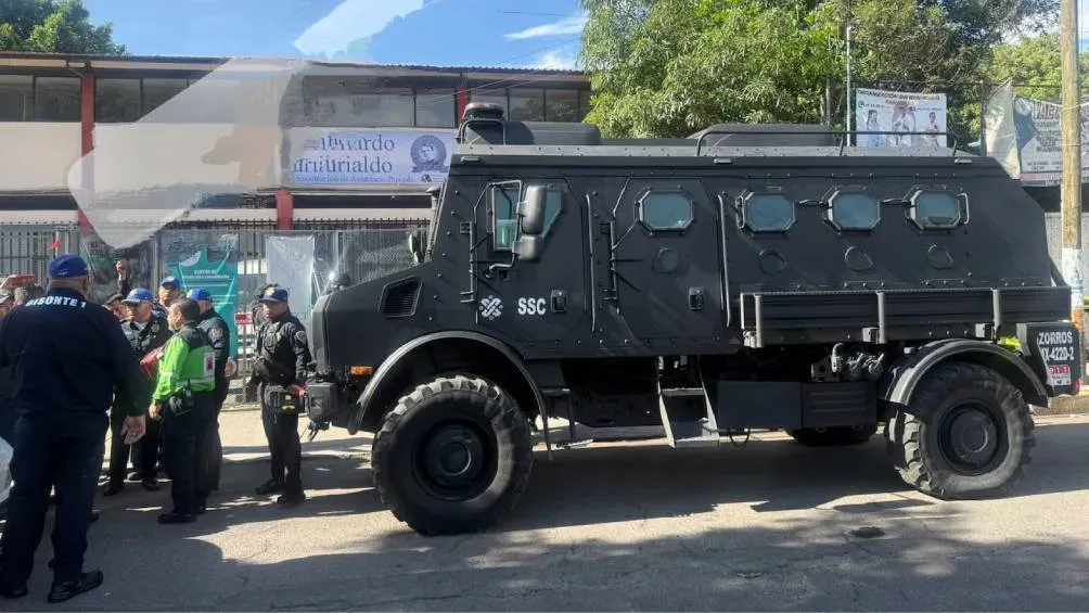 Como medida preventiva, las actividades escolares en un plantel educativo cercano fueron suspendidas. / X