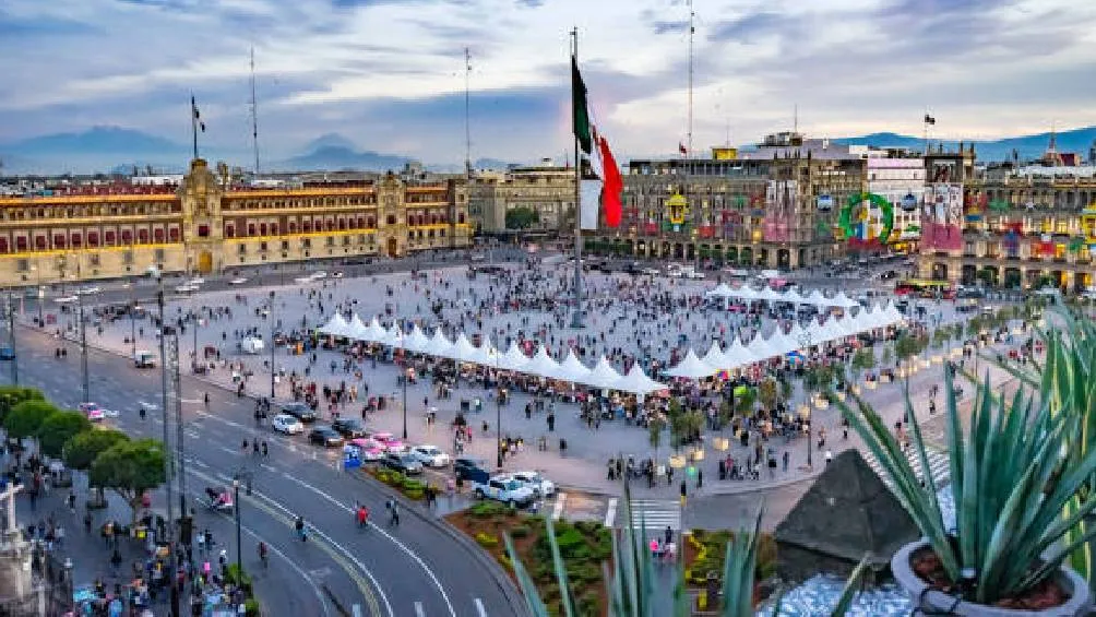 Rodeando el monumento se instalará un espejo de agua que evocará el antiguo lago de Anáhuac. / Pixabay