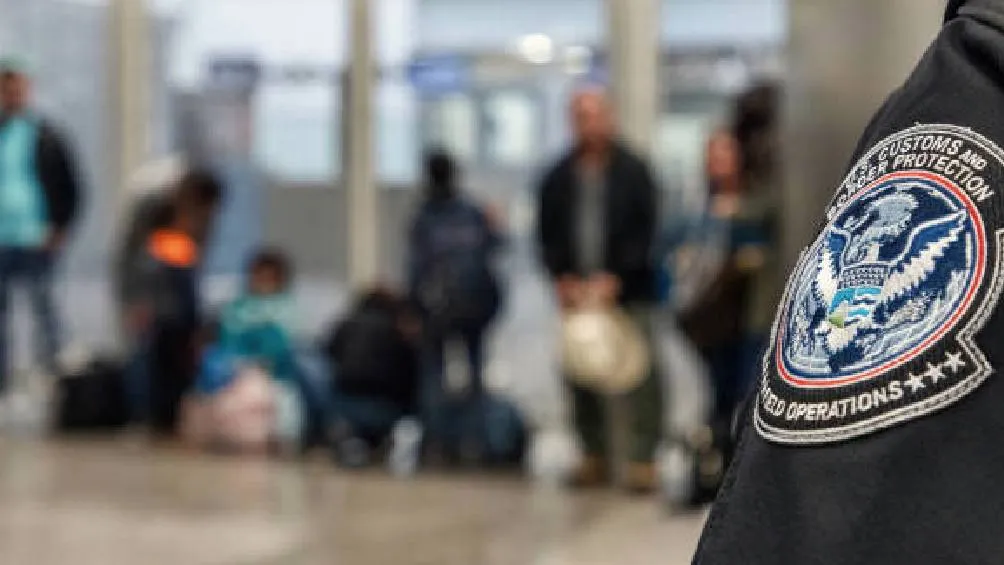 La operación se concretó tras la decisión de la Corte Suprema de Estados Unidos que autorizó su expulsión inmediata, pese a las advertencias de posibles violaciones a sus derechos humanos / iStock