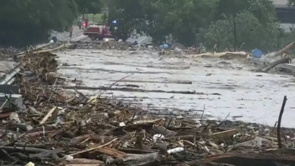 Texas, afectado por severas inundaciones que han dejado más de 100 muertos. / AP