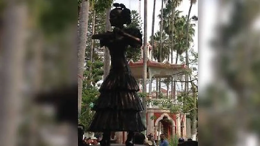 La escultura fue colocada en 2019 como un reconocimiento a la trayectoria artística de la actriz zacatecana. / RS