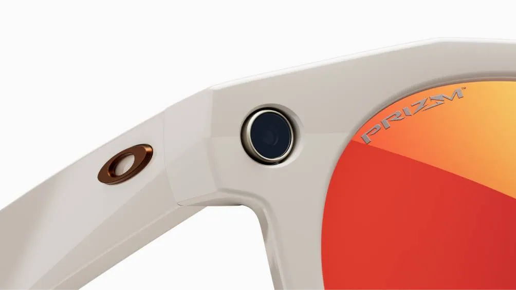 El modelo combina tecnología de inteligencia artificial con diseño deportivo / META