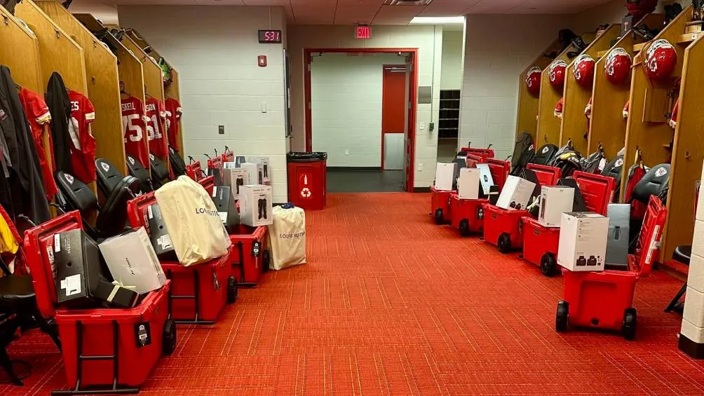 Vestidor de Kansas City | X: @heykayadams