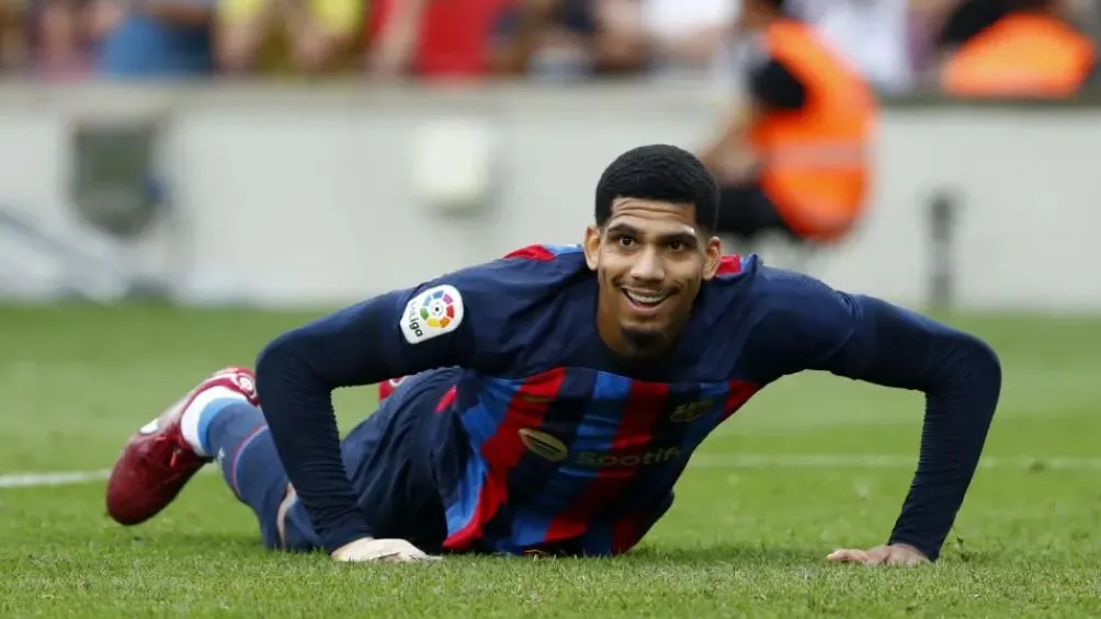 Araújo con el Barcelona | AP