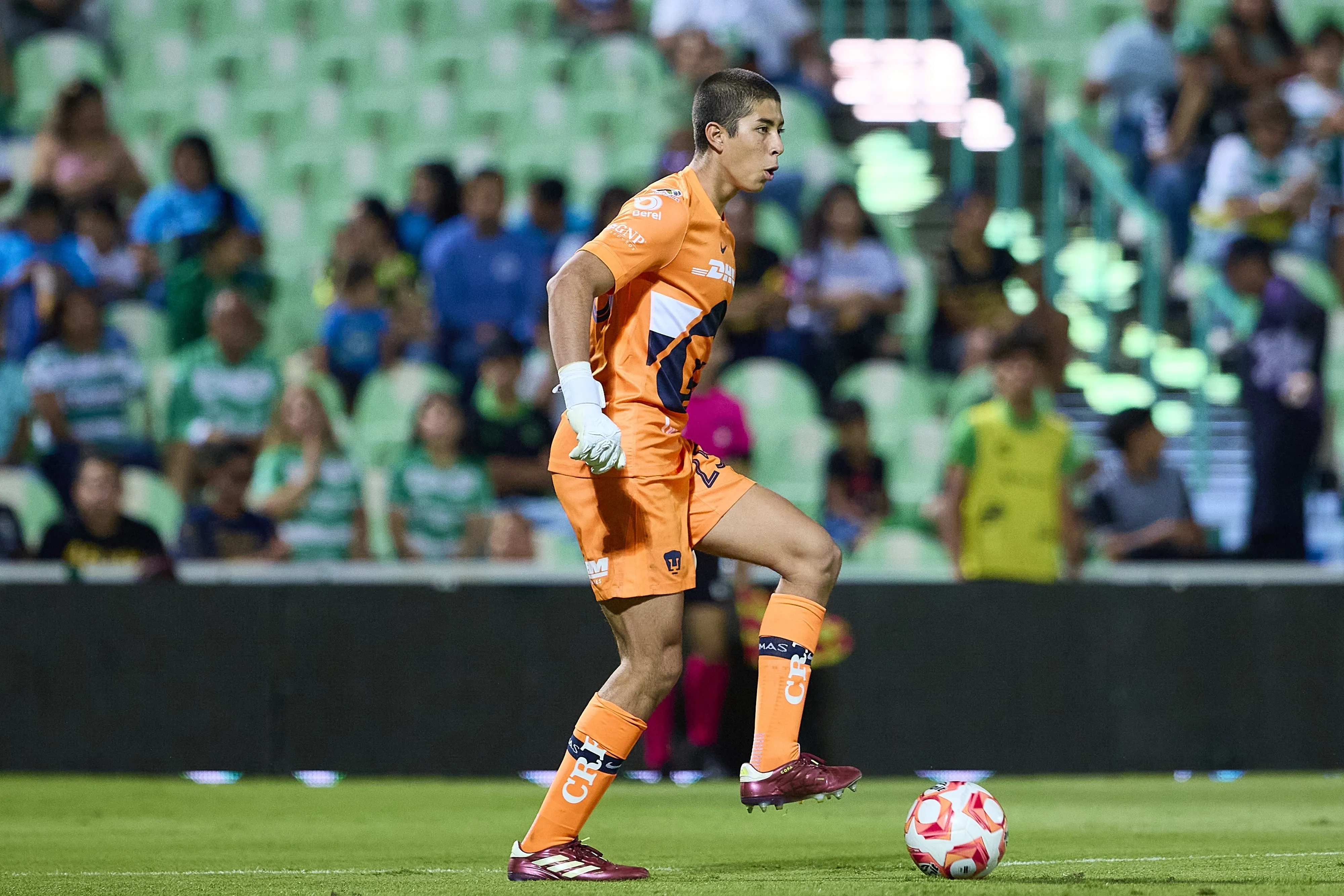 Parra durante el encuentro en la comarca | MEXSPORT