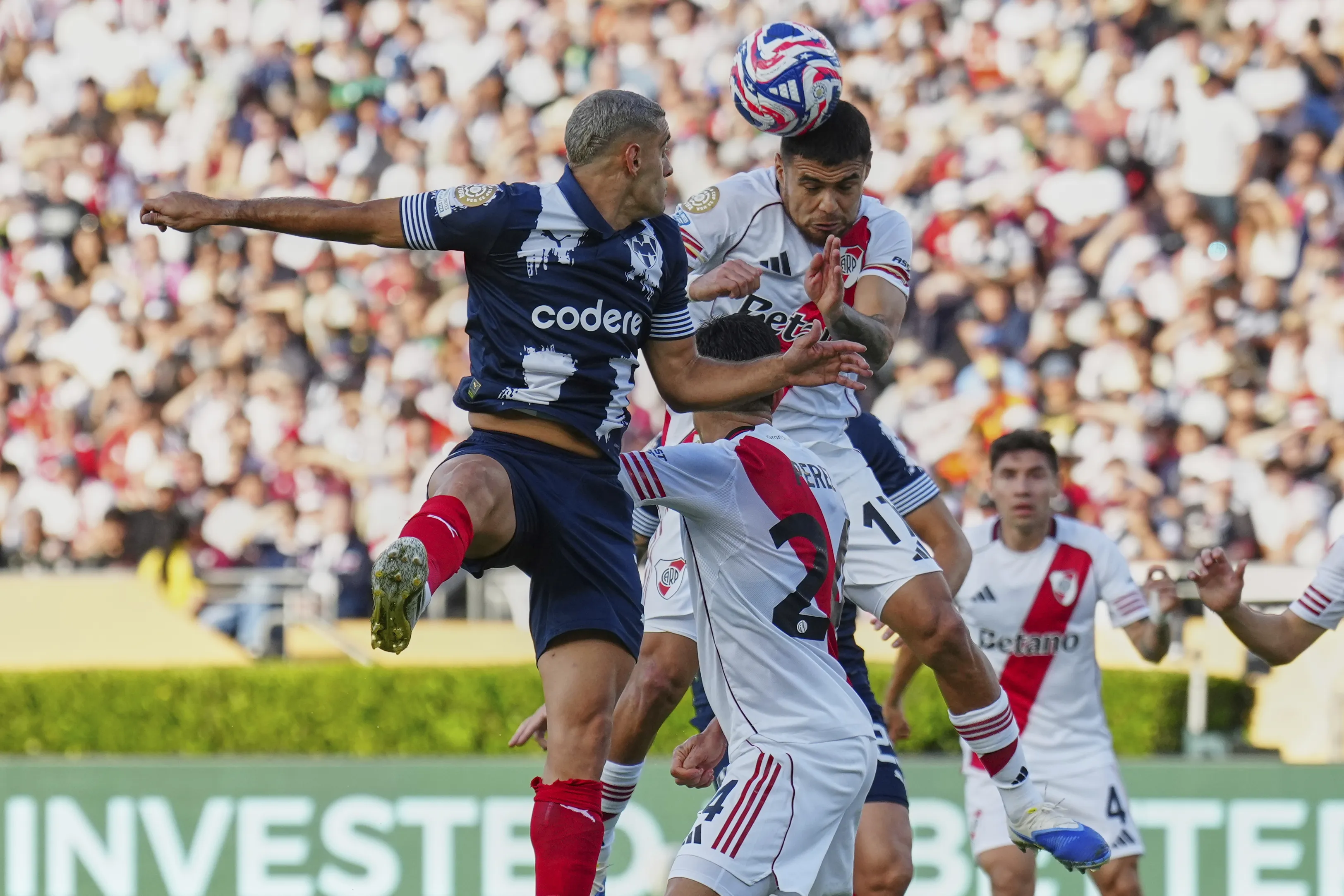 Empate en Pasadena | AP