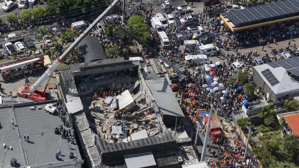 Van 218 muertos por el derrumbe del techo en la discoteca Jet Set/AP