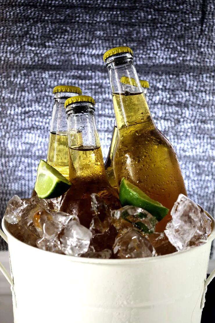 Un evento religioso hará que se aplique la ley seca / FREEPIK