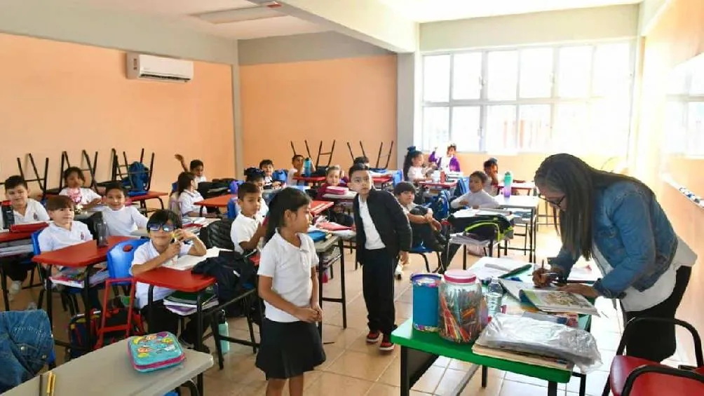 La suspensión de clases es para todos los alumnos de preescolar, primaria y secundaria/X
