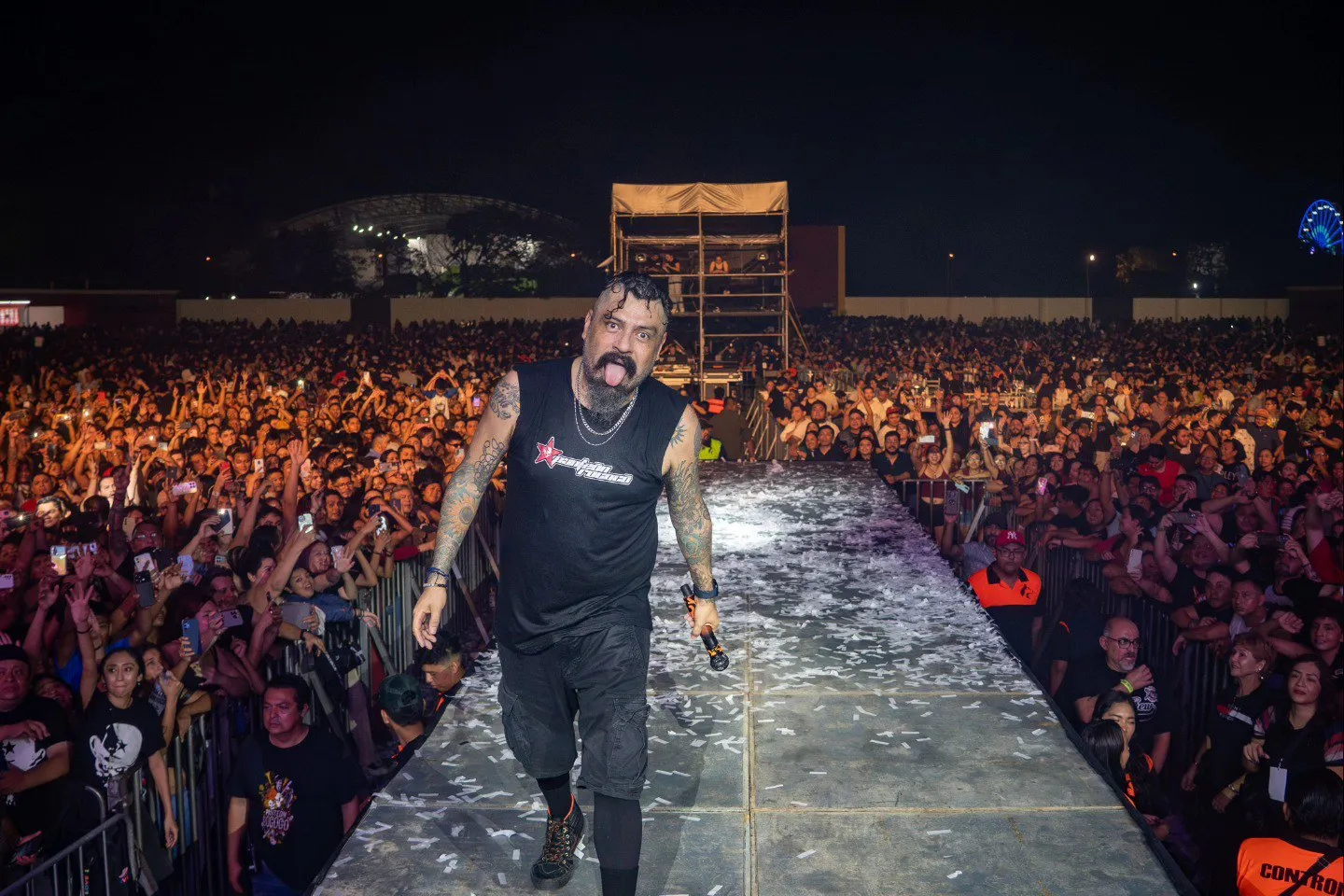 Al parecer, Dr. Shenka se encuentra estable tras ser atendido de emergencia / FB: @panteonrococo