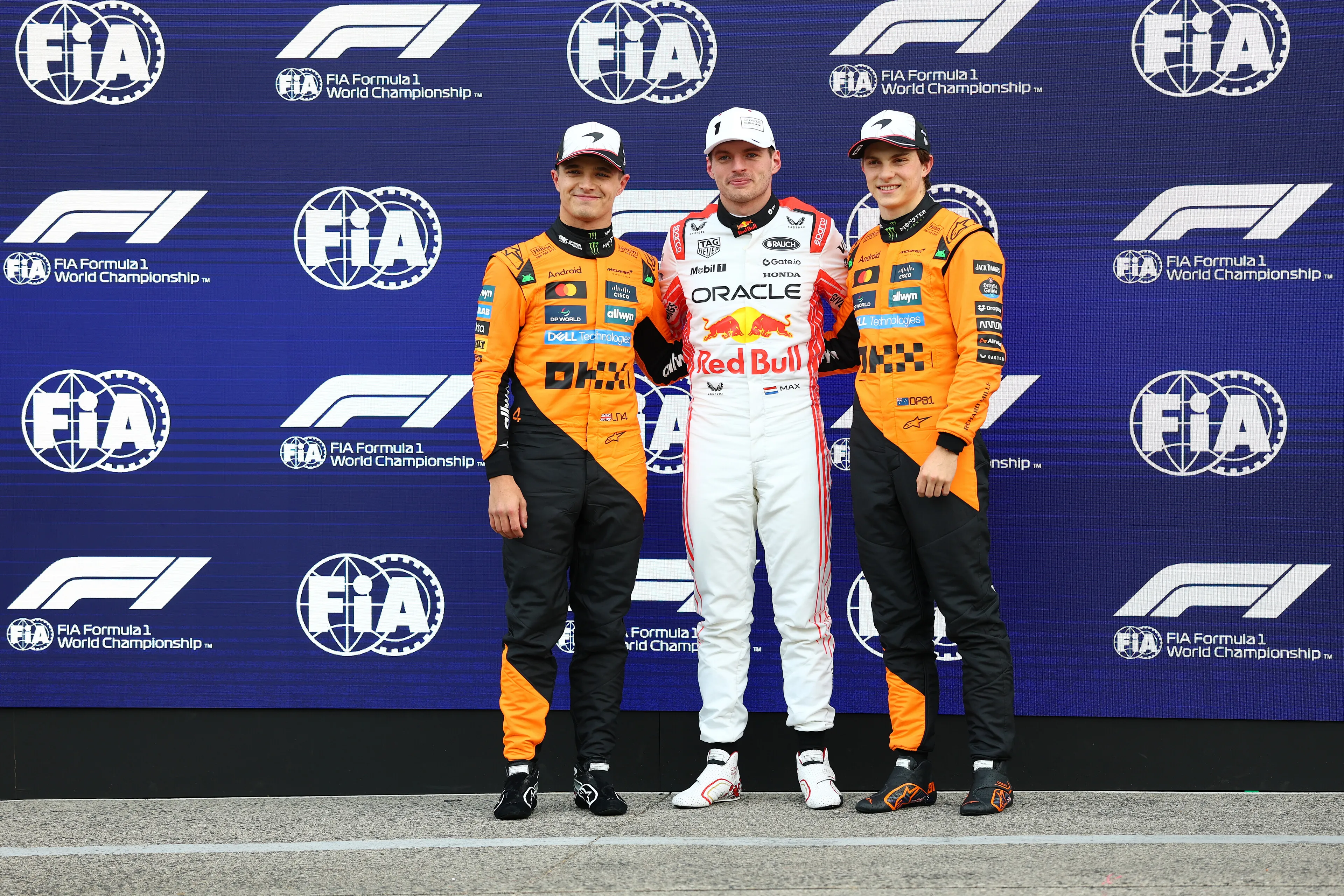 Verstappen superó a los dos pilotos de McLaren