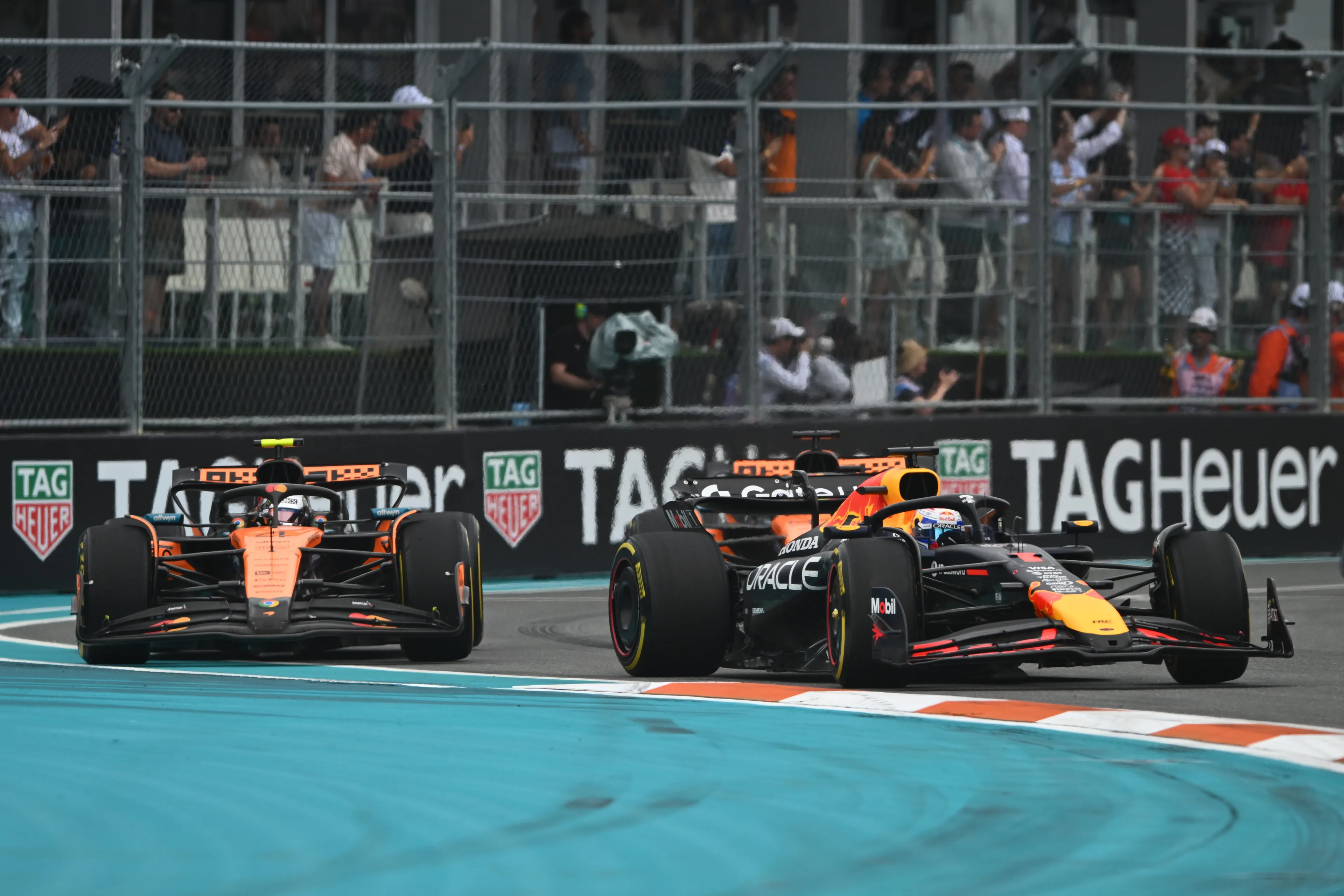 Verstappen no puede competir en ritmo de carrera ante McLaren