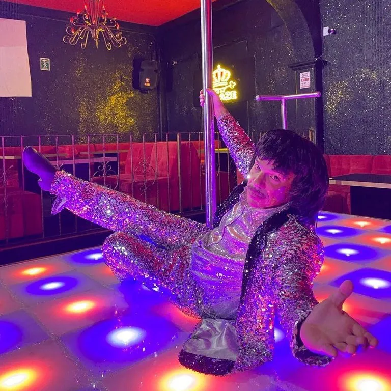 Sin duda, sería un gran espectáculo verlo tocar en Bellas Artes / FB: @sumajestadimperialsilverio