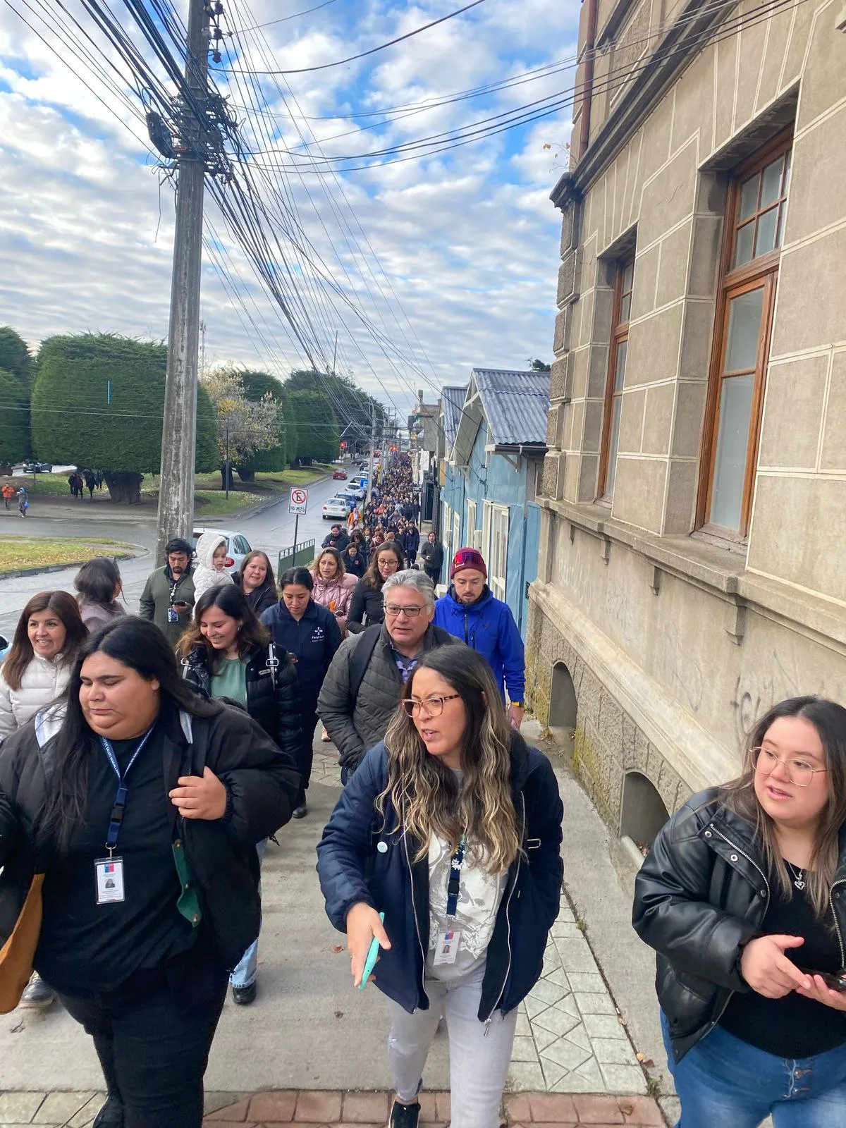 Las personas fueron evacuadas por el riesgo de tsunami / Redes Sociales