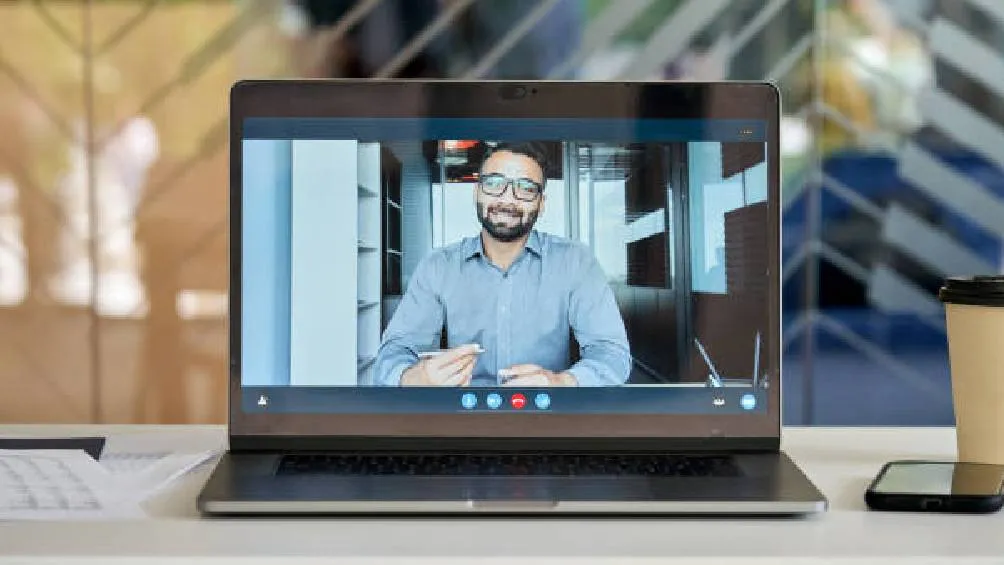 Skype ayudó a comunicarse con amigos y familia en cualquier parte del mundo/Pixabay