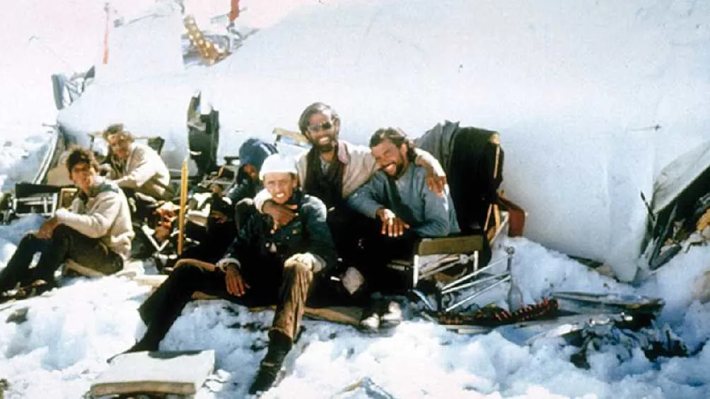 En el accidente aéreo sólo sobrevivieron 16 de los 45 pasajeros/X