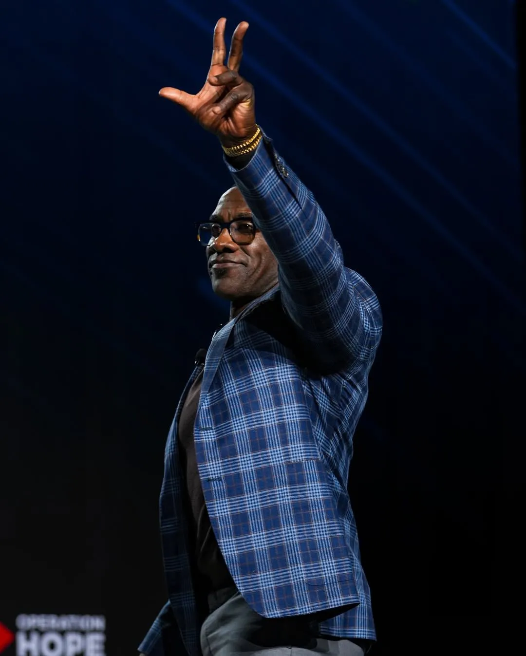 El exjugador de NFL asegura que todo es un intento de extorsión