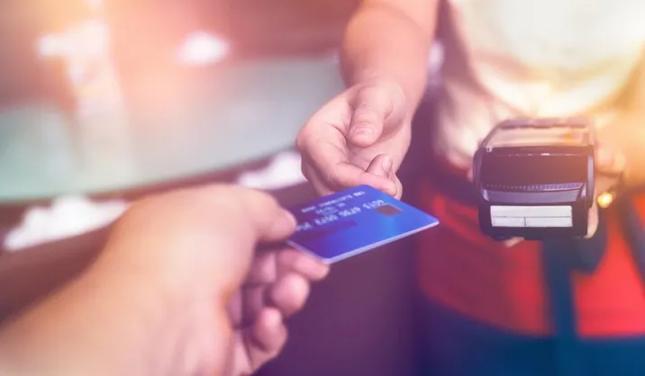 Las multas serán hasta del 70% de lo gastado / FREEPIK