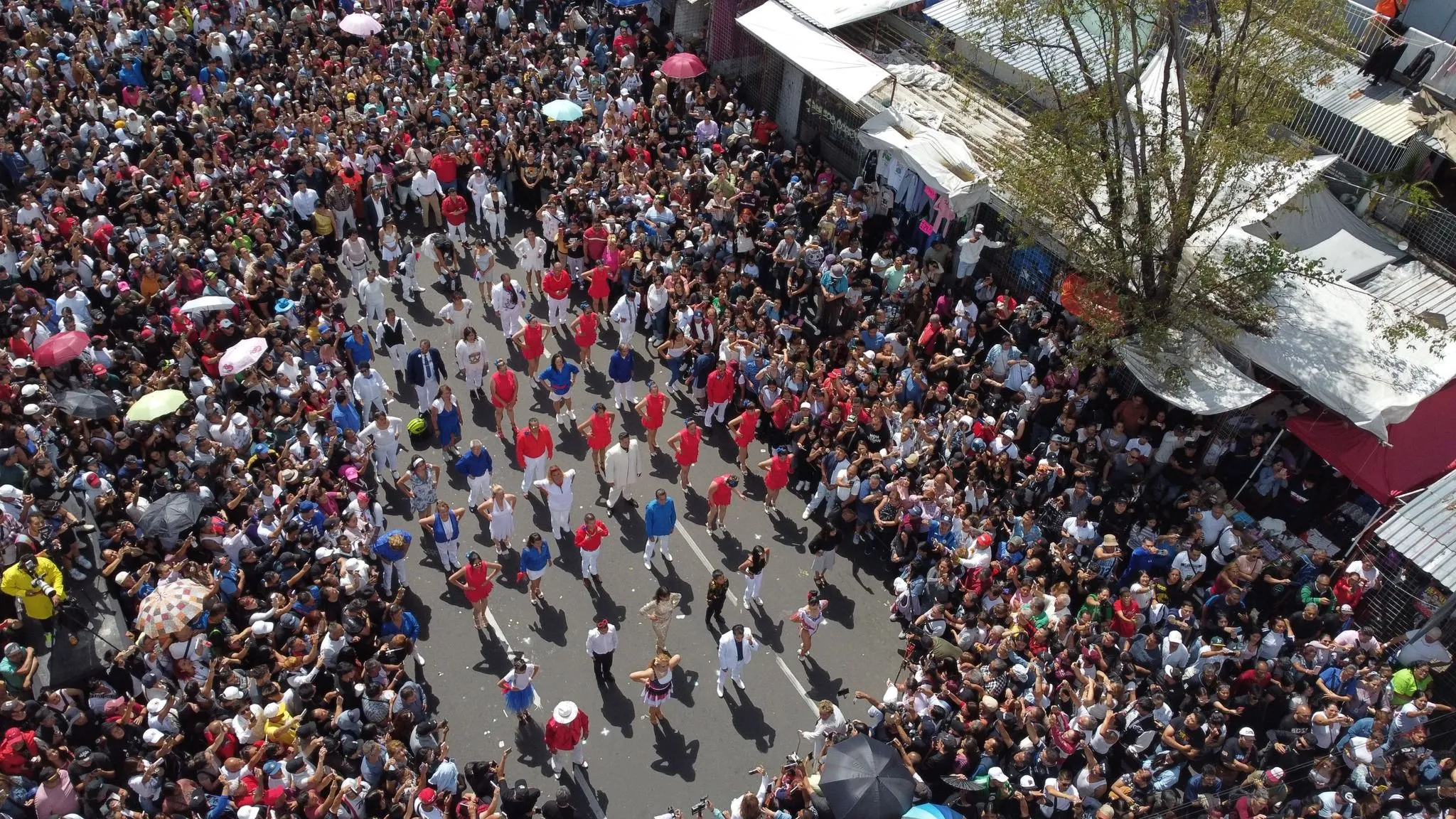 Se realizó la coreografía de salsa más grande en honor a Héctor Lavoe / FB: @Cultura.Ciudad.de.Mexico
