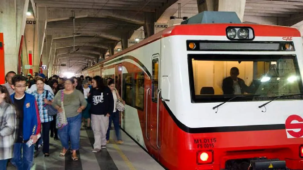 El Tren Suburbano conecta la CDMX con el Estado de México/X