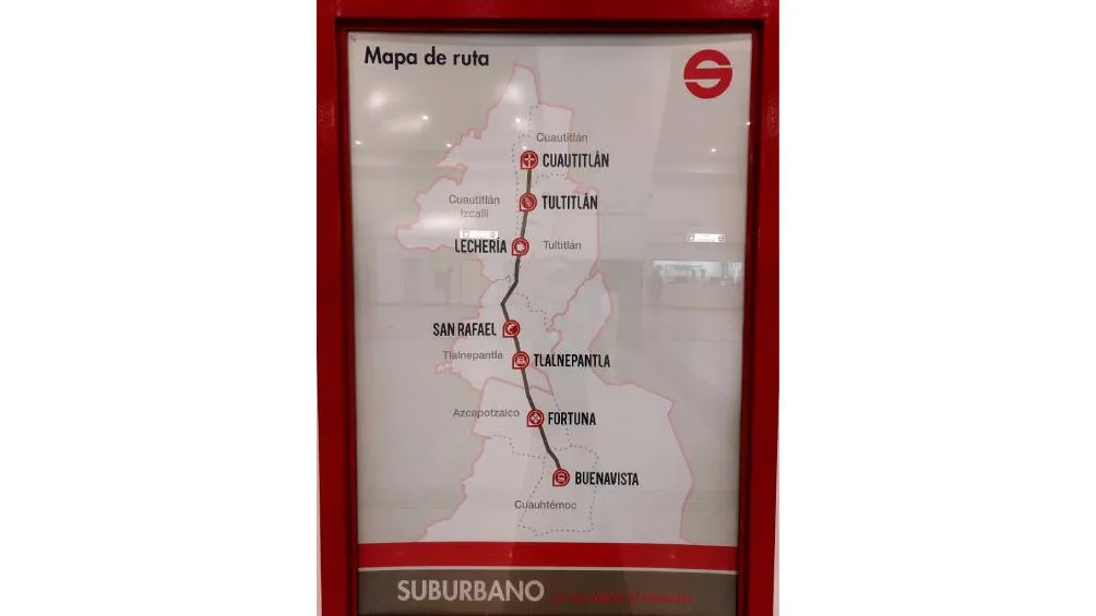 Por ahora el Tren Suburbano cuenta con siete estaciones, pero el plan es que tenga más/X