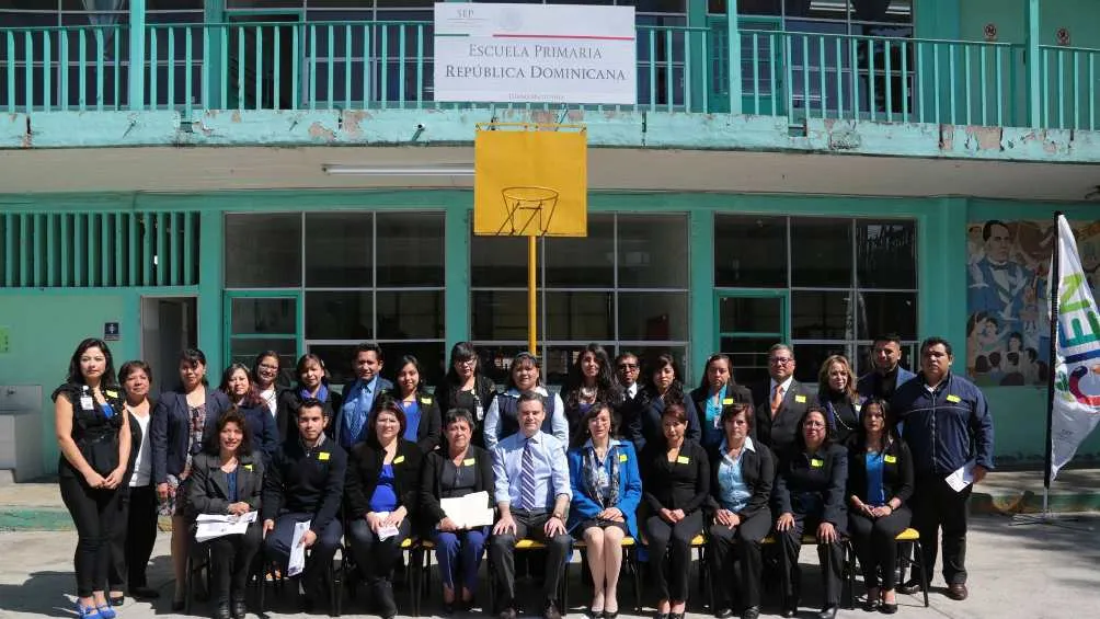 De esos tres fines largos, a dos sí se deberán presentar los profesores a las escuelas/SEP