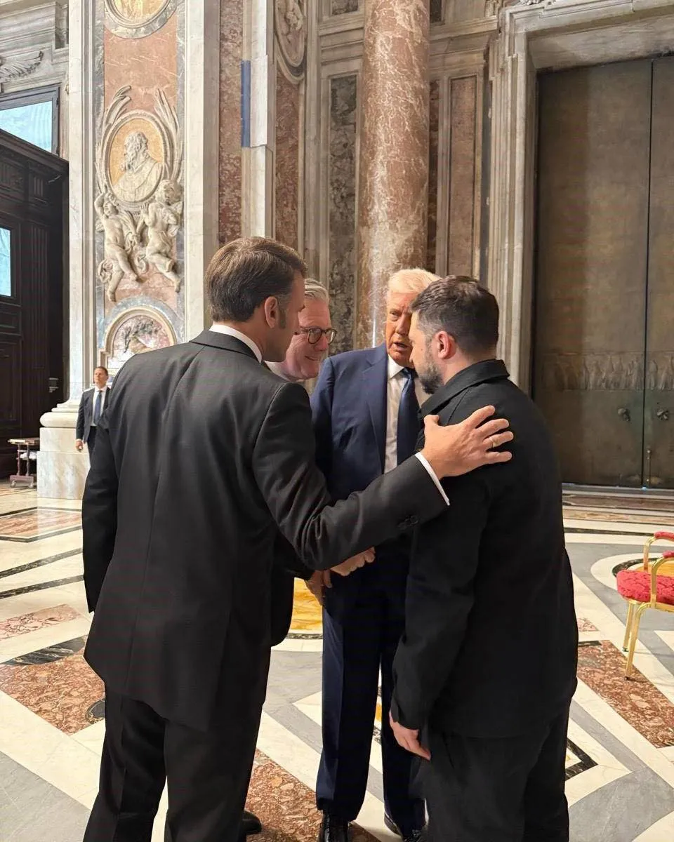 Trump y Zelenskyy se reunieron por un lapso de 15 minutos / Redes Sociales