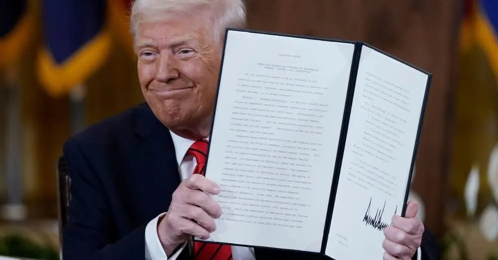 Donald Trump firmó una orden para desmantelar el Departamento de Educación / Redes Sociales