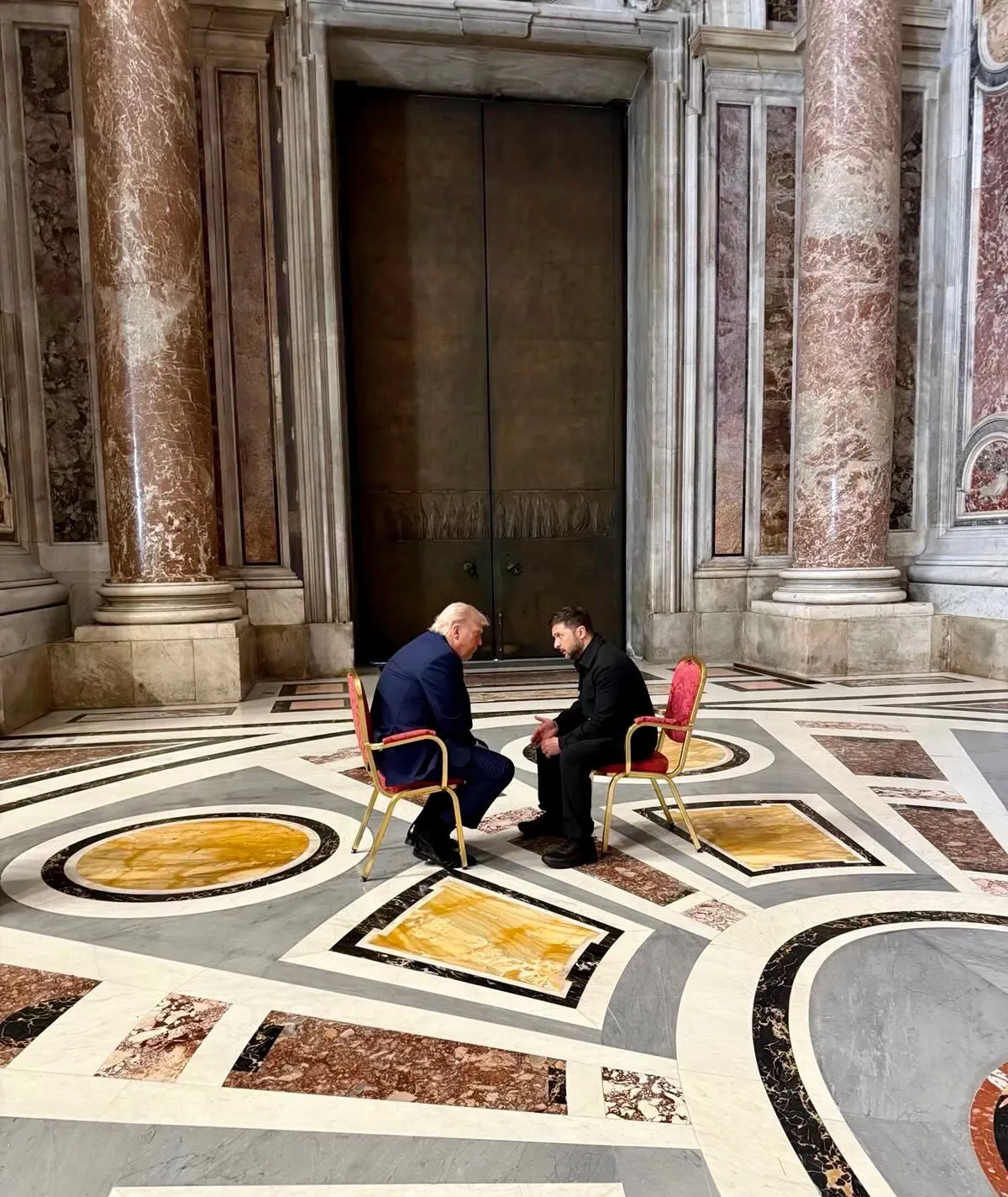 Los mandatarios calificaron su reunión como &quot;muy productiva&quot; / Redes Sociales