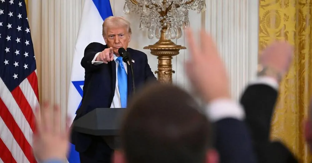 El presidente de EU está vetando a los medios que están contra él / Redes Sociales