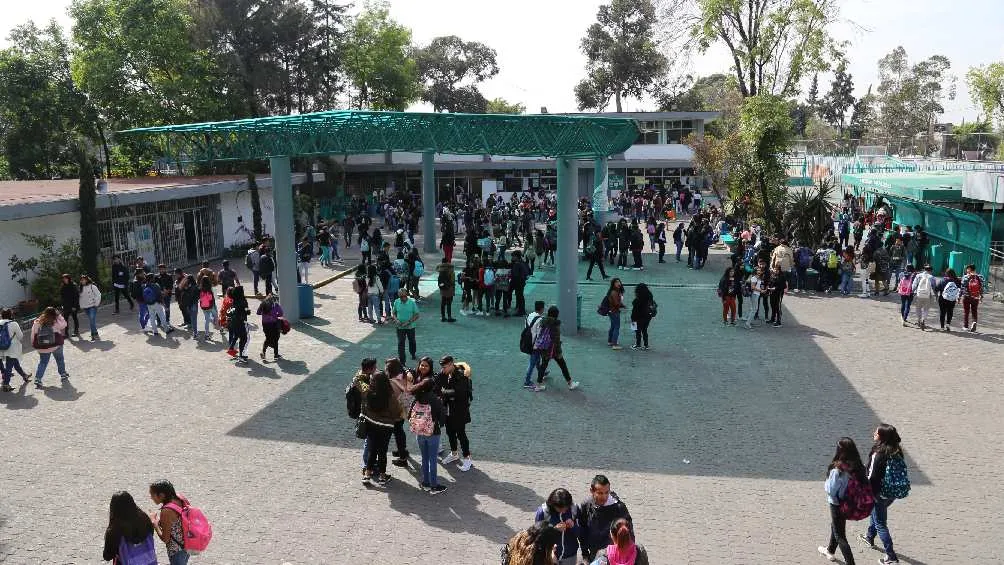Los estudiantes que busquen el pase directo deberán tener promedio mínimo de 8.00/Colbach
