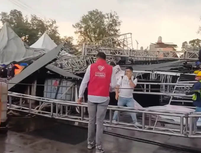 Reportan 7 personas heridas que fueron atendidas al momento / Redes Sociales