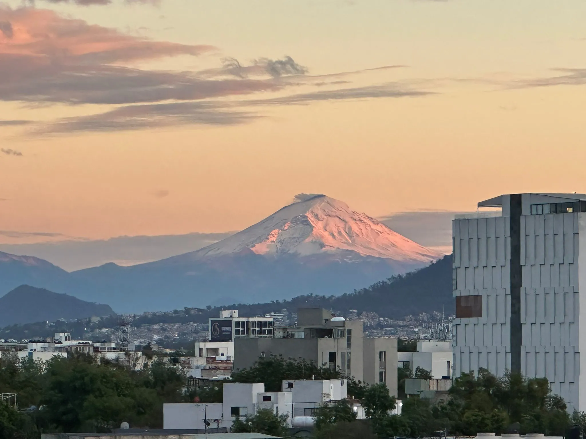 Los cibernautas aprovecharon para sacar sus mejores fotos / Redes Sociales