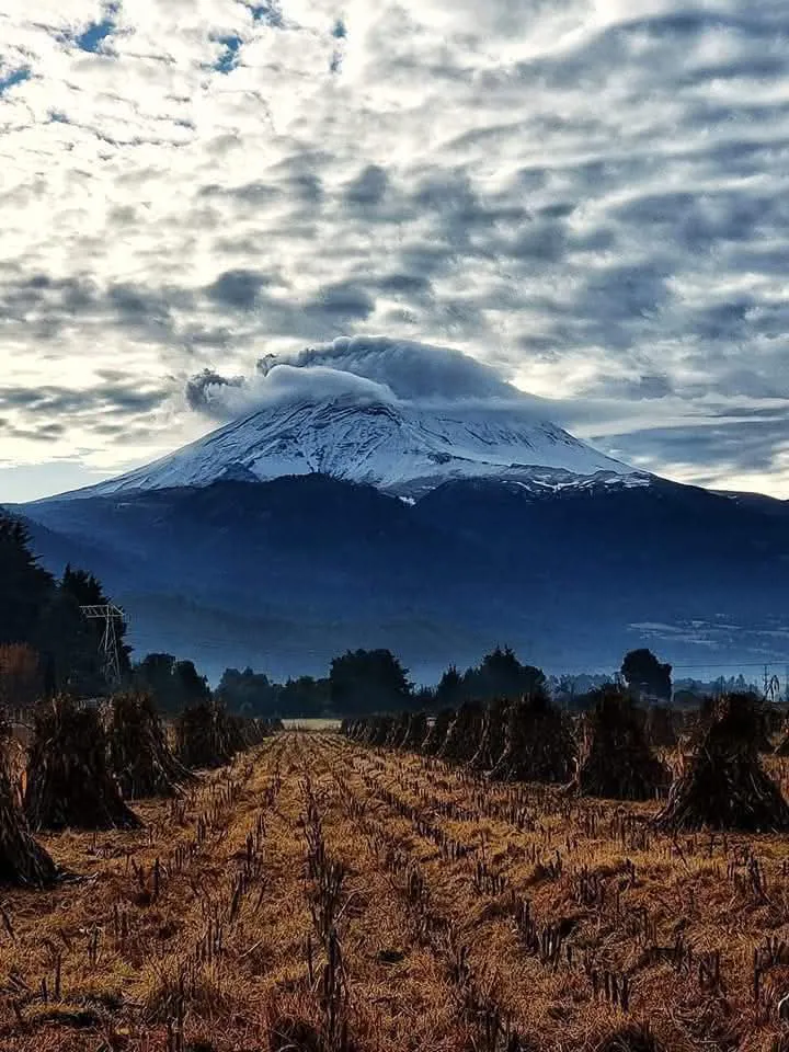 También desde otros estados le tomaron fotos al Popocatépetl / Redes Sociales